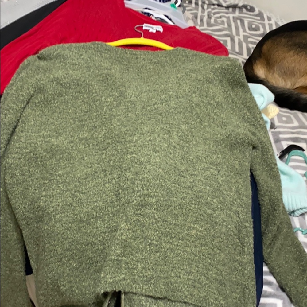 Sweater - Picture 2 of 2